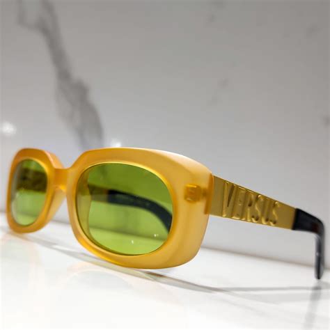 occhiali gianni versace versus e68|Gianni Versace eyewear: a tribute to three designs .